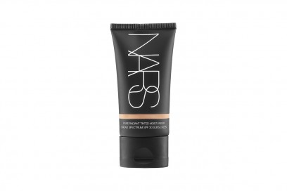 Fondotinta per la pelle secca: Nars Pure Radiant Tinted Moisturizer