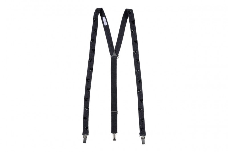 Accessori maschili per uno stile androgino: bretelle brunello cucinelli