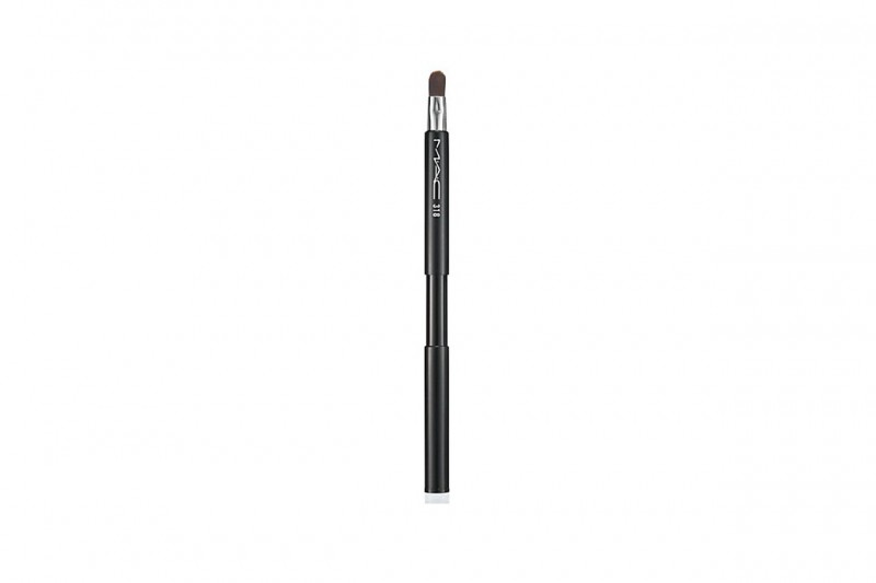 Beauty case da borsetta: MAC Cosmetics Retractable Lip Brush 318