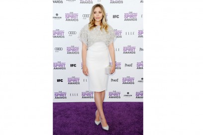 Elizabeth Olsen: in total white sul red carpet