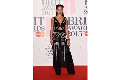 FKA Twigs In Alexander McQueen ai Brit Awards 2015