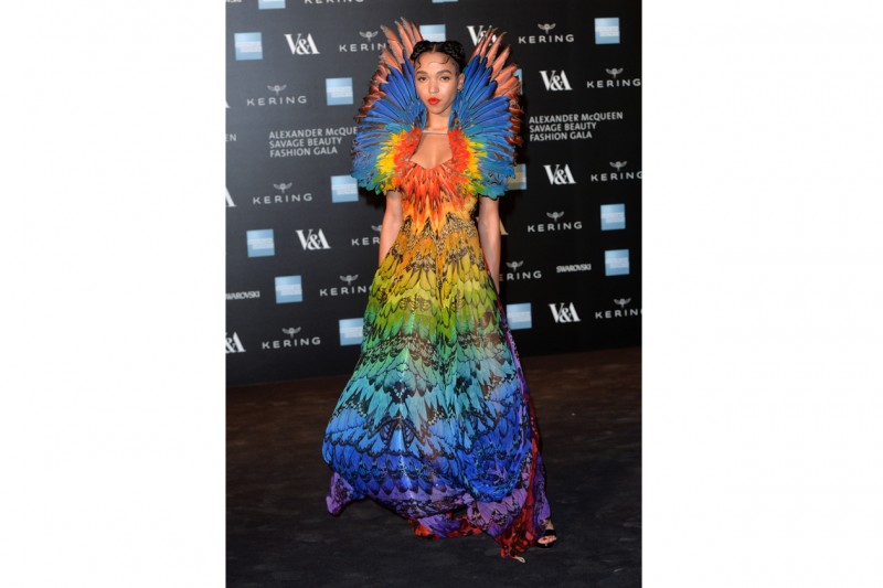 FKA Twigs In Alexander McQueen al gala di Savage Beauty