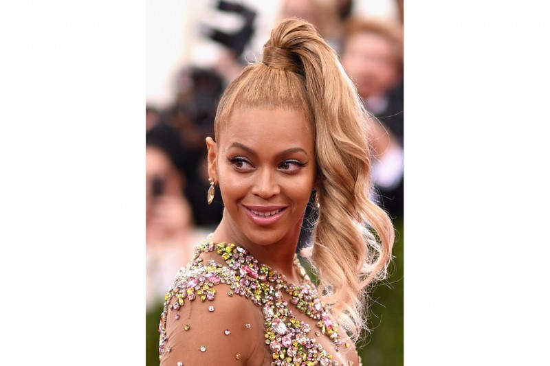 MET Gala 2015 Beauty Look: Beyoncé