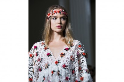 ACCESSORI CAPELLI: CORONCINA DI FIORI PER MARCHESA