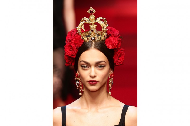 ACCESSORI CAPELLI: LA REGINA DI DOLCE&GABBANA