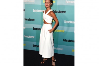 alicia vikander crop top e pantaloni Rosetta Getty