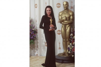 angelina jolie: like Morticia