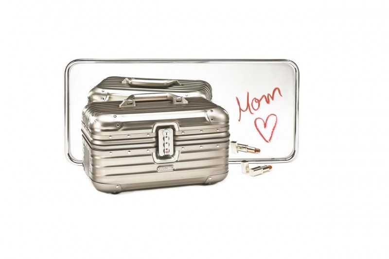 idee regalo festa della mamma: RIMOWA