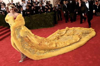 met gala 2015: rihanna