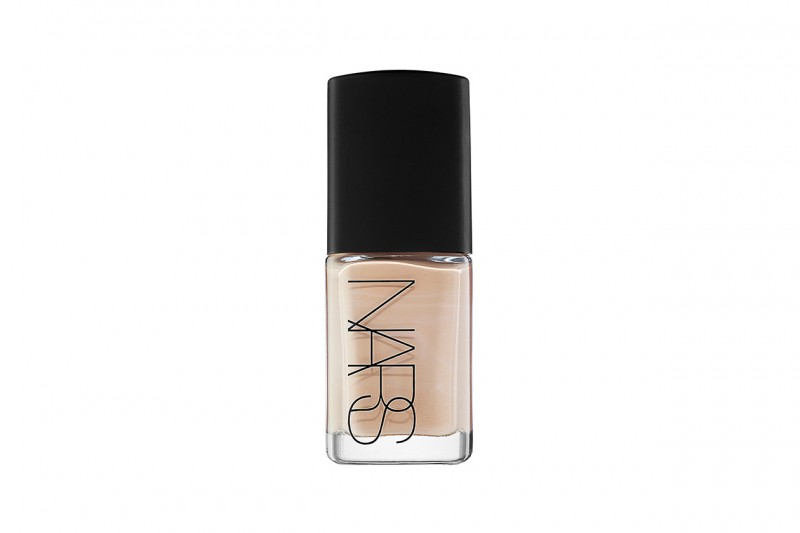 Trucco estivo per more: Nars Sheer Glow Foundation