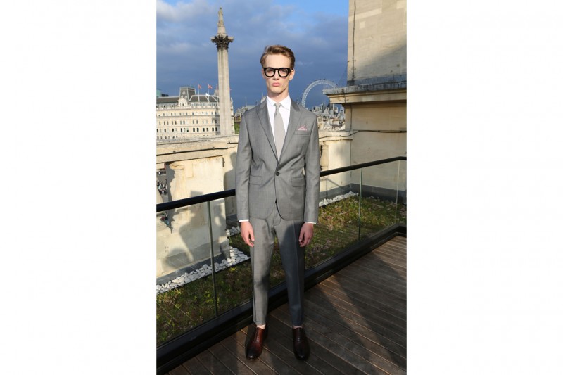 558181803 DM 2105 C983CFE6EFFCC195BB135B869F5C82D2