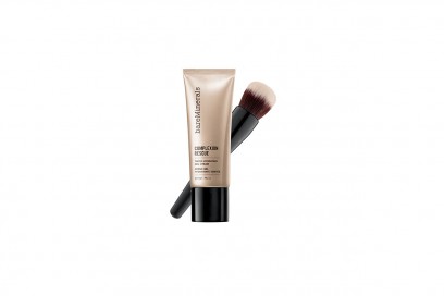 BEAUTY ROUTINE VISO IN ESTATE: CREARE UNA BASE LEGGERA E PERFETTA CON COMPLEXION RESCUE DI BARE MINERALS