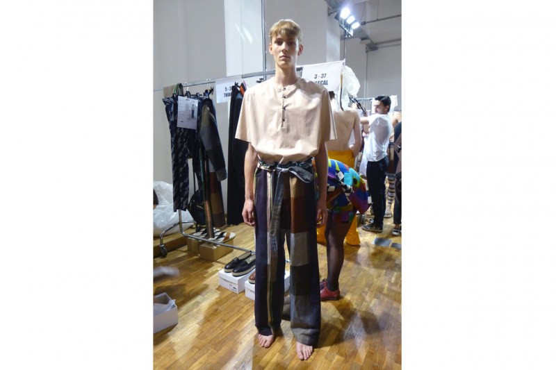 Backstage sfilata MSGM: linee pulite