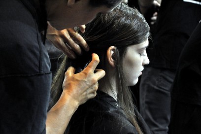 Backstage sfilata N°21: hairstyling al femminile