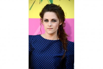 Kristen Stewart capelli: treccia di lato