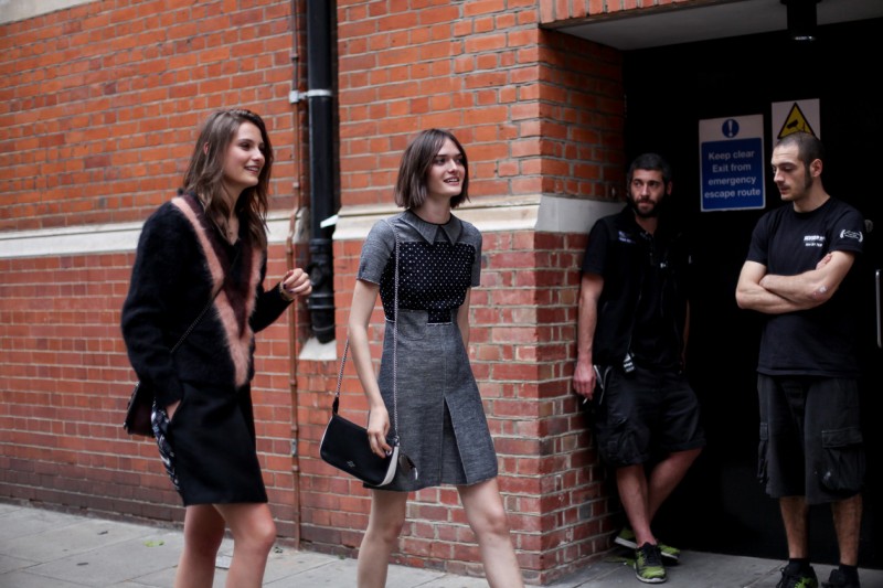 LCM Sam Rollinson and Charlotte Wiggins by Sara Reverberi (1 di 1)