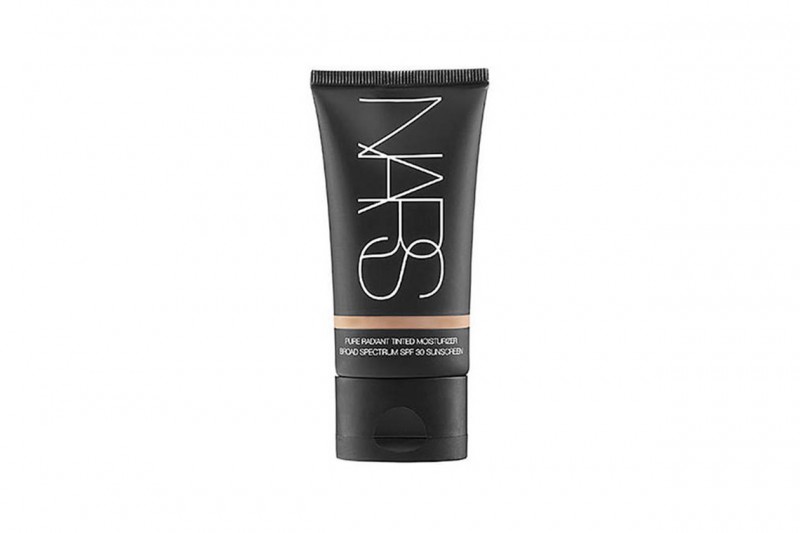 LE MIGLIORI CREME COLORATE: EFFETTO FLAWLESS CON PURE RADIANT TEINTED MOSTURIZER DI NARS