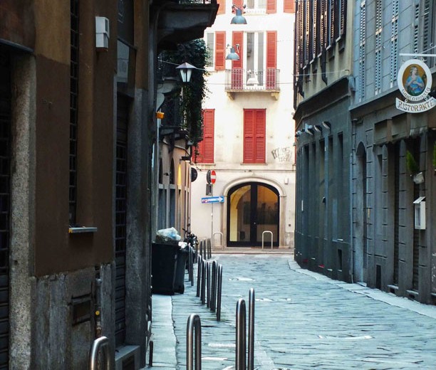 Le 5vie brindano all’esordio a Milano Moda Uomo