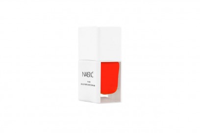 SMALTI PER CARNAGIONE CHIARA: NAILS INC.BY VICTORIA BECKHAM IN JUDO RED