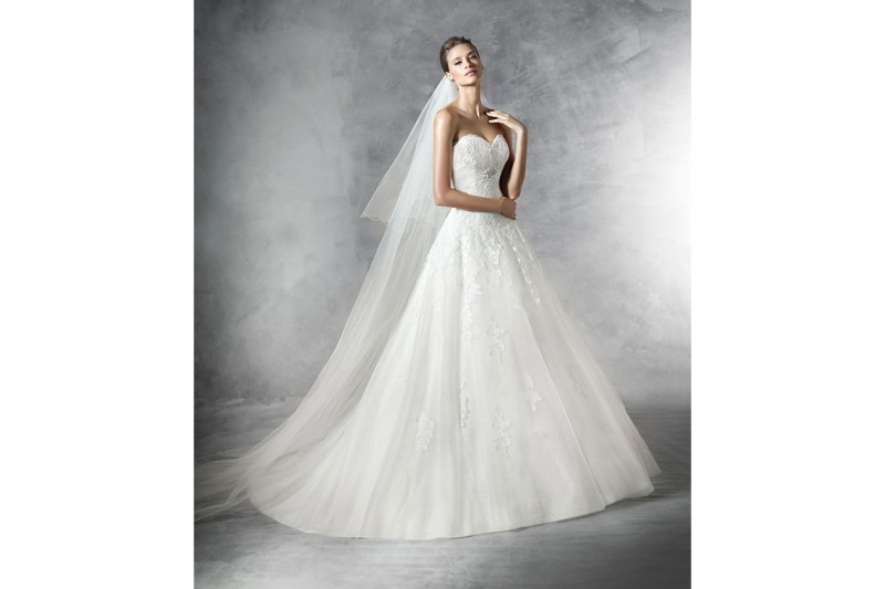 abiti da sposa: Pronovias