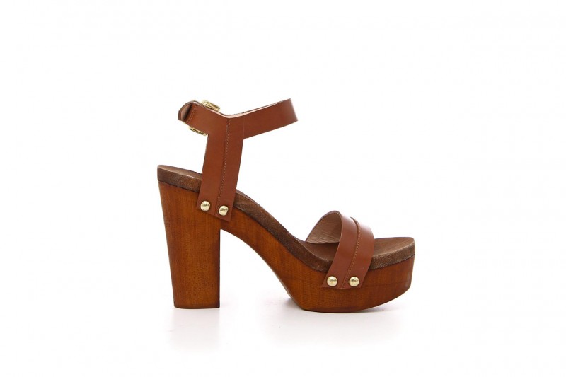 accessori naturali: sandali di cinti