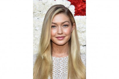 GIGI HADID CAPELLI: LA CHIOMA SCIOLTA