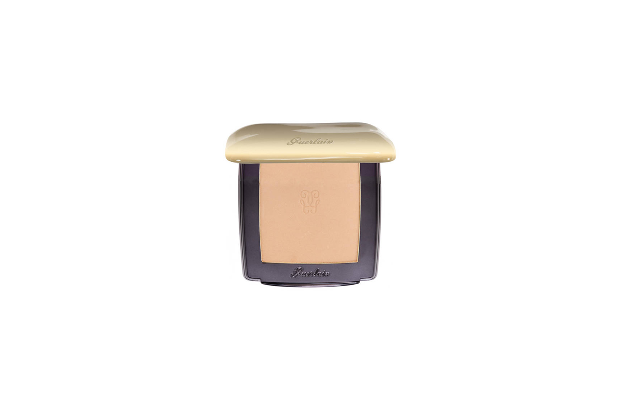 guerlain parure fond de teint compact