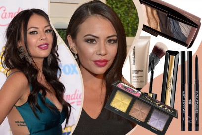 Janel Parrish trucco: i beauty look con smokey eyes e rossetto rosso