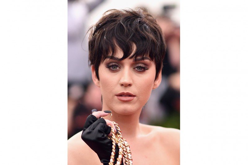 TENDENZE CAPELLI Estate 2015: IL TAGLIO PIXIE DI KATY PERRY