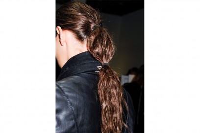 CAPELLI IN SPIAGGIA: doppia coda