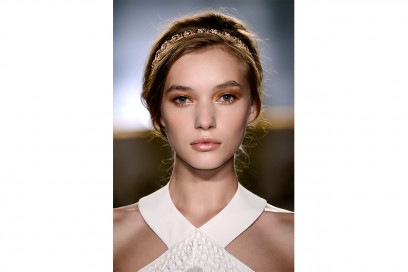 Estate al mare: il trucco ideale con ombretti bronzo e oro