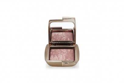 I BLUSH PIÚ ADATTI ALLA CARNAGIONE ABBRONZATA: AMBIENT LIGHTING BLUSH DI HOURGLASS IN MOOD EXPOSURE – SOFT PLUM