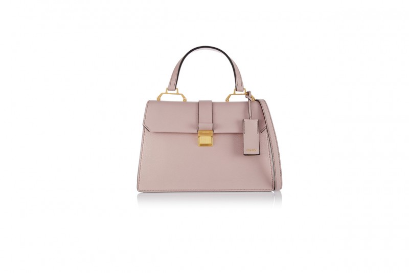 LOOK DA AEROPORTO: BORSA MIU MIU