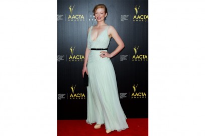 Sarah Snook: in Christian Dior