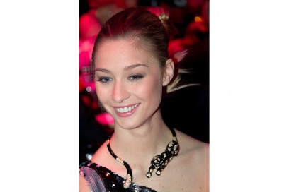 BEATRICE BORROMEO CAPELLI: ESSENZIALE ED ELEGANTE