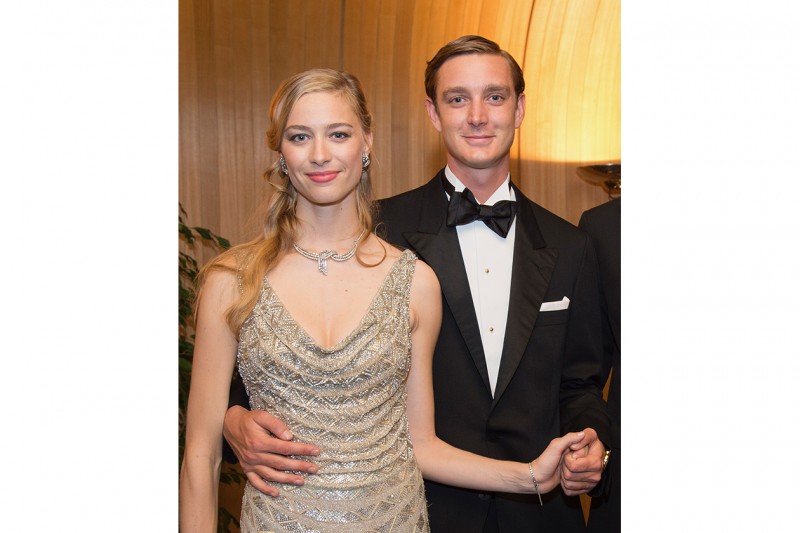 BEATRICE BORROMEO CAPELLI: ELEGANZA CLASSICA