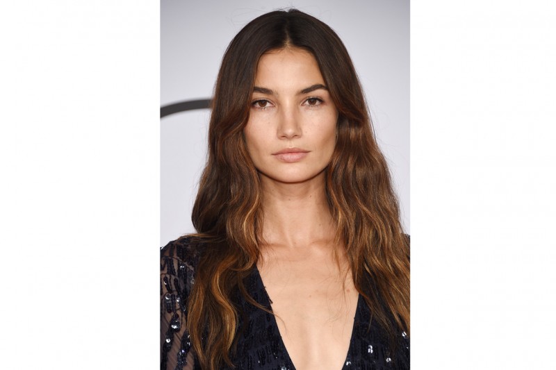 Lily Aldridge capelli: effetto onde