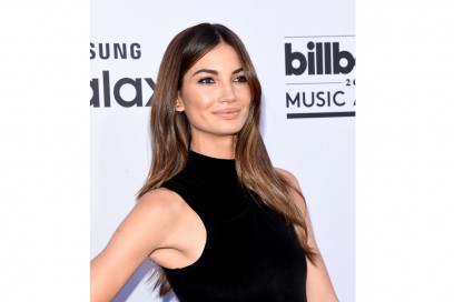 Lily Aldridge capelli: colore bronde su base castana