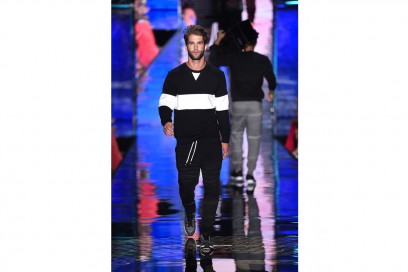 #tezenishow: la sfilata Tezenis con Rita Ora