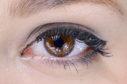 trend eyeliner AI 1