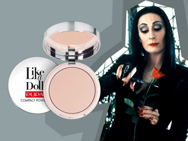 Morticia Addams make up