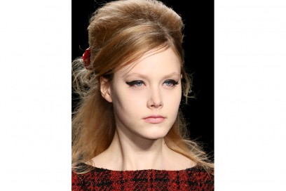 Badgley Mischka acconciatura