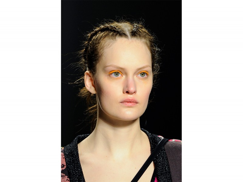 Custo Barcelona acconciatura