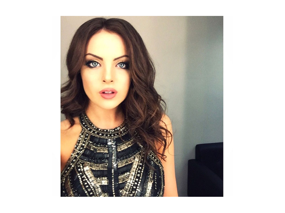 Elizabeth Gillies – Viso