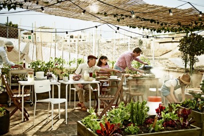 Il tavolo outdoor VÄDDO