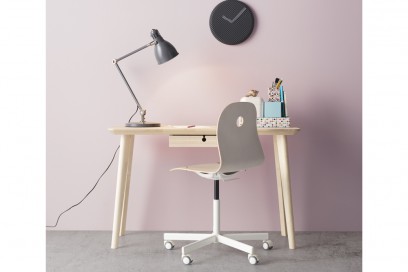 La scrivania dal gusto nordico