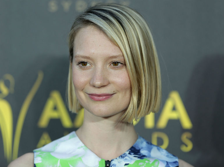 Mia Wasikowska gen 2015