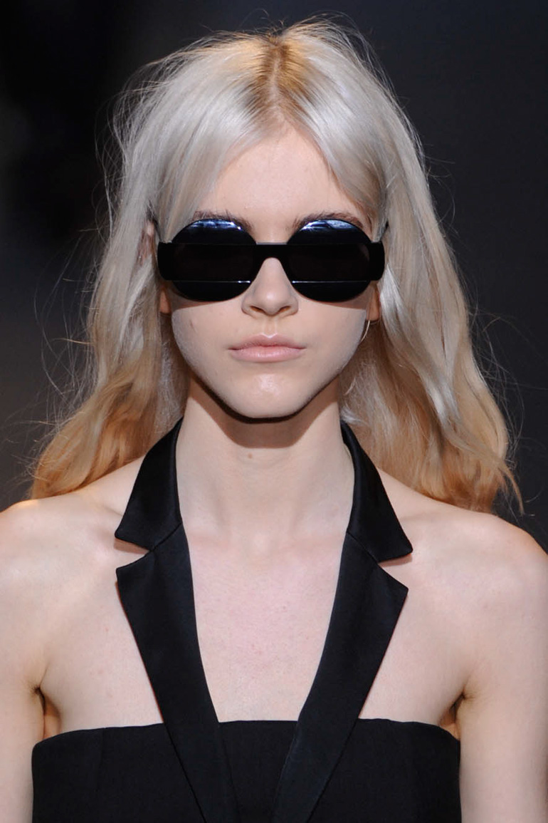 costume-national-occhiali-tondi-pe-2016