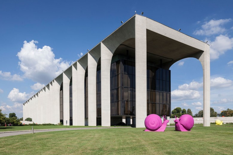 Cracking Art sceglie palazzo Niemeyer per una spettacolare installazione