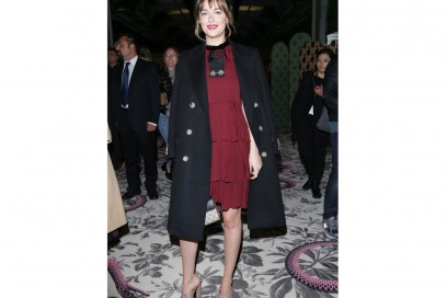 dakota-johnson-gucci-sfilata-olycom